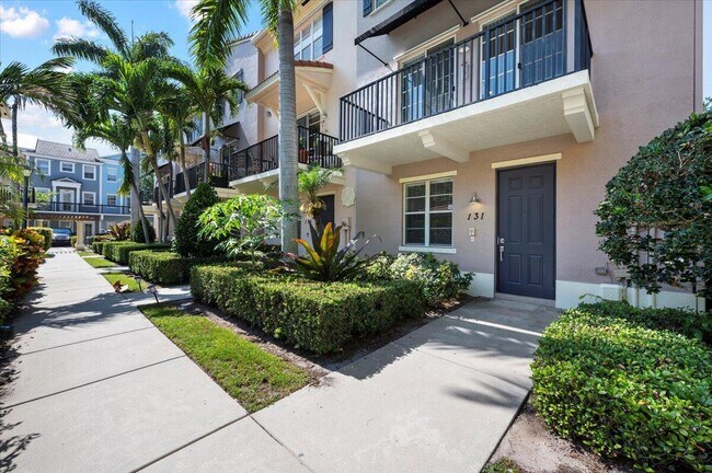 property at 131 Greenwich Cir