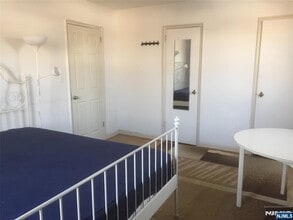 418 Main St in Fort Lee, NJ - Building Photo - Building Photo