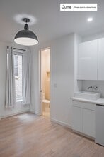 Room in Shared 4 bed/4 bath home in Brooklyn, NY - Building Photo - Building Photo