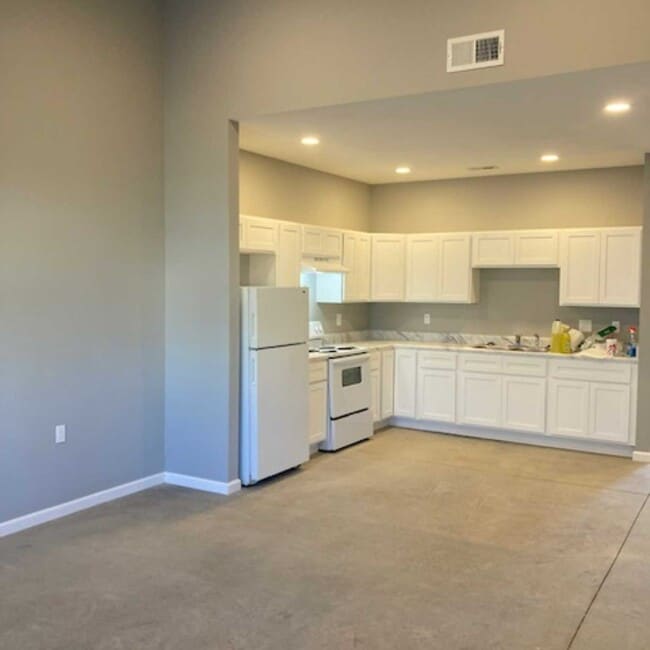 property at 0 5612 Pembroke-Fairview Rd