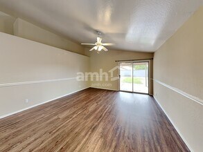 426 S Luther in Mesa, AZ - Foto de edificio - Building Photo