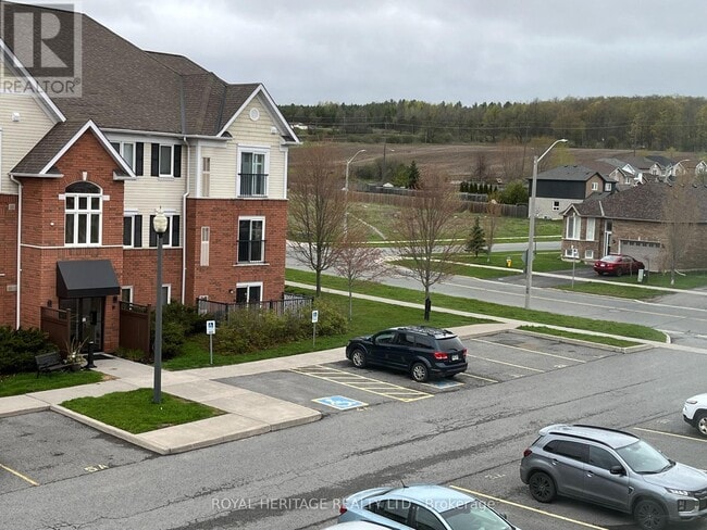 306 Spillsbury Dr in Peterborough, ON - Building Photo - Building Photo