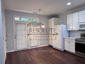 3116 Rapid Falls Rd in Cary, NC - Building Photo - Building Photo