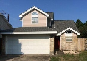 427 Bristol Cove Rd in Mary Esther, FL - Building Photo