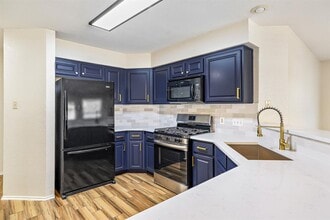 2003 Dayflower Trce in Cedar Park, TX - Foto de edificio - Building Photo