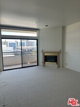 5319 Lindley Ave in Los Angeles, CA - Building Photo - Building Photo