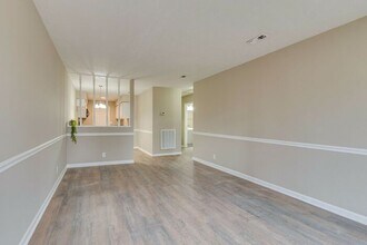 345 May Dr in Nashville, TN - Building Photo - Building Photo