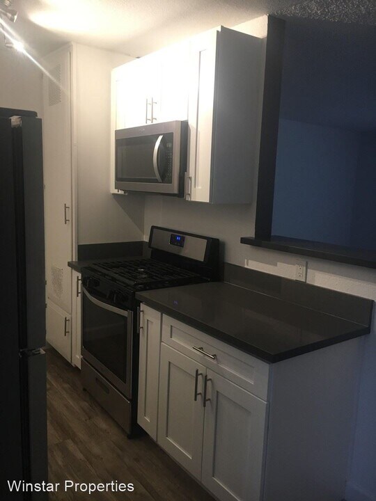 630 N Cerritos Ave in Azusa, CA - Building Photo