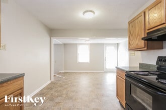 2113 Mayfair Dr in Indianapolis, IN - Building Photo - Building Photo