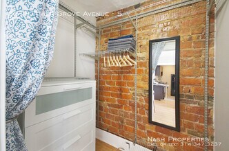 2312 Tower Grove Ave-Unit -5 in St. Louis, MO - Foto de edificio - Building Photo