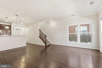 637 Diamondback Dr in Gaithersburg, MD - Building Photo - Building Photo