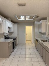 12 Emory Ave in McAllen, TX - Building Photo - Building Photo