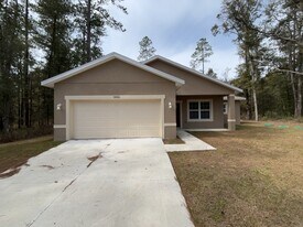 11581 N Kenlake Cir in Citrus Springs, FL - Building Photo