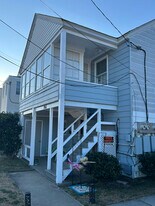 1941 E Ocean View Ave, Unit 1 in Norfolk, VA - Building Photo