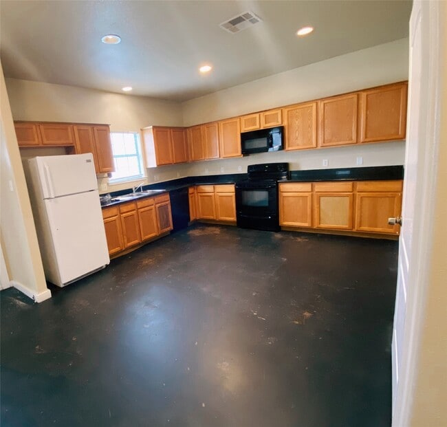 property at 3123 Molly Dr