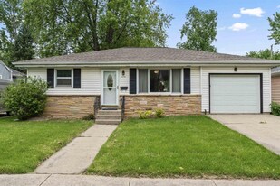 2830 Moland St in Madison, WI - Building Photo