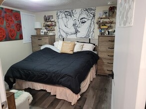 7012 Sunhaven Dr in Niagara Falls, ON - Building Photo - Building Photo