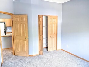 670 Kingfisher Ln in Woodbury, MN - Building Photo - Building Photo