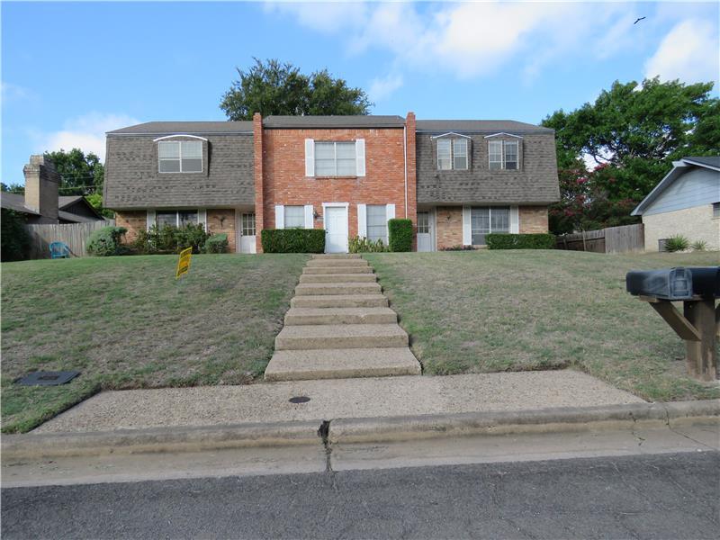 1106 Woodland W Dr in Waco, TX - Building Photo