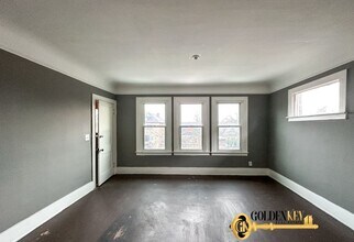 2732-2734 Clements St in Detroit, MI - Building Photo - Building Photo