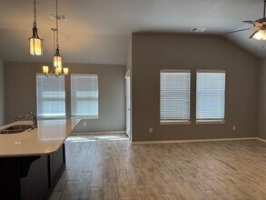 16337 Fellrose Ln in Oklahoma City, OK - Building Photo - Building Photo