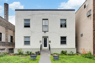 2740 Lyndale Ave S in Minneapolis, MN - Building Photo - Other