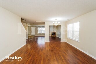 15827 Brisbane Dr in Selma, TX - Building Photo - Building Photo