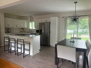 1825 41st Ave NE in Minneapolis, MN - Building Photo - Building Photo