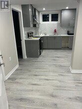 807 Apple Terrace in Milton, ON - Building Photo - Building Photo