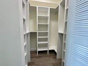 16900 N Bay Rd, Unit 2-609 in Sunny Isles Beach, FL - Foto de edificio - Building Photo