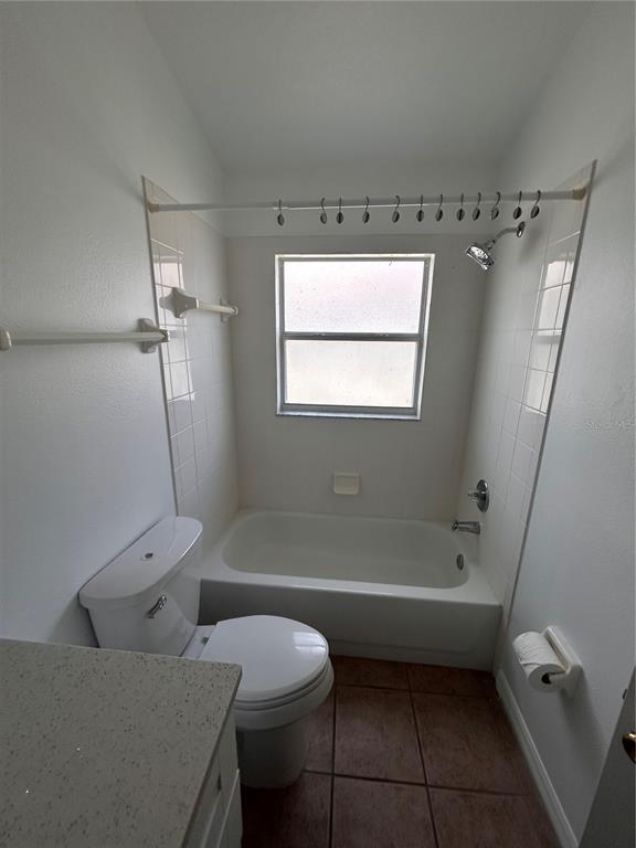 236 Queen Mary Dr in Davenport, FL - Building Photo - Building Photo