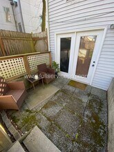 8008 Roosevelt Way NE in Seattle, WA - Building Photo - Building Photo