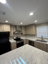 9027 Fairglade Dr N in Jacksonville, FL - Building Photo