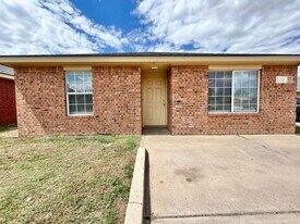 1110 82nd St in Lubbock, TX - Building Photo