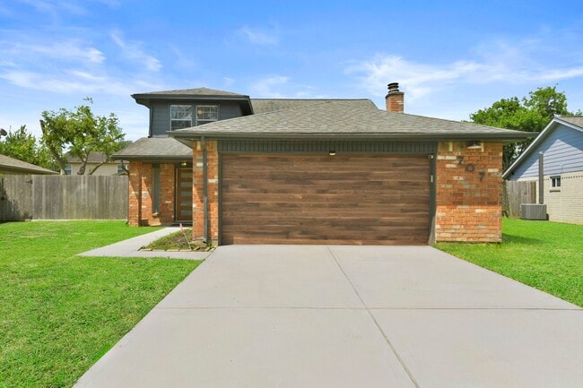 property at 707 Land Grant Dr