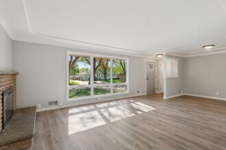 6416 Wilryan Ave in Minneapolis, MN - Building Photo - Building Photo