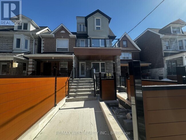 431 Concord Ave in Toronto, ON - Building Photo - Building Photo