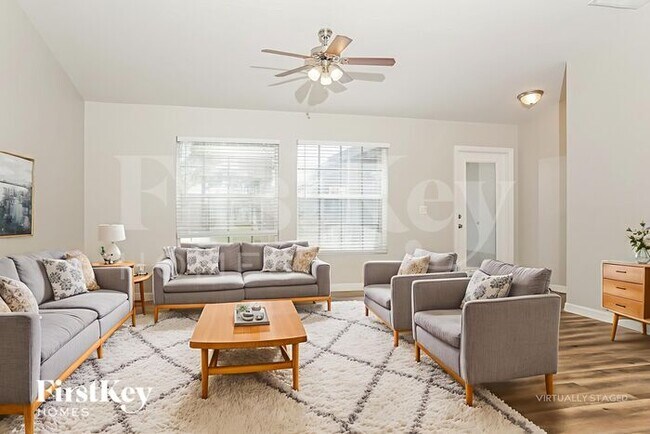 3240 Alesio Ave in North Port, FL - Building Photo - Building Photo