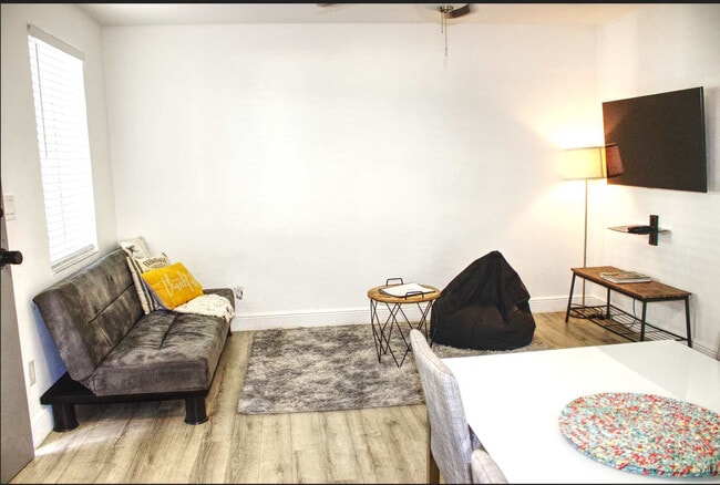329 Madison St in Hollywood, FL - Building Photo - Building Photo