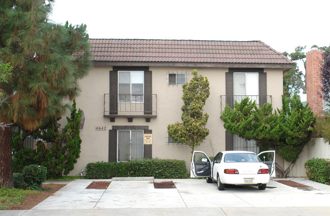 4642 Oregon St in San Diego, CA - Building Photo - Building Photo