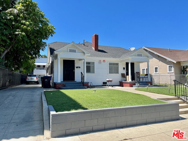 4115 Halldale Ave in Los Angeles, CA - Building Photo - Building Photo