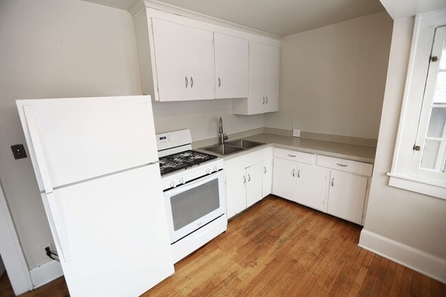 617 Prospect Ave SE in Grand Rapids, MI - Building Photo - Building Photo