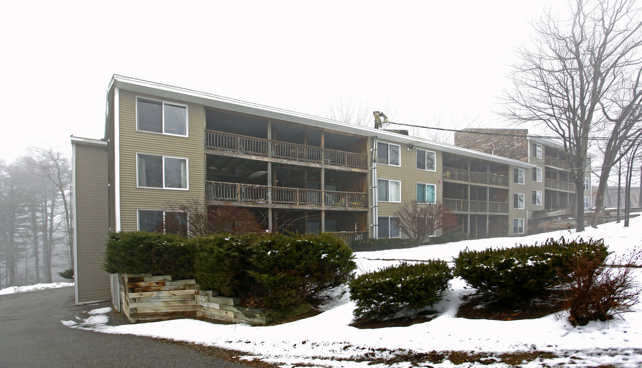 Newmarket Apartments in Newmarket, NH - Foto de edificio