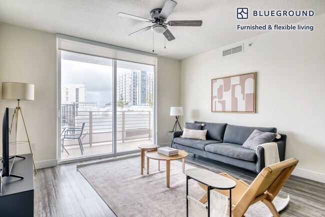 110 SW 12th St