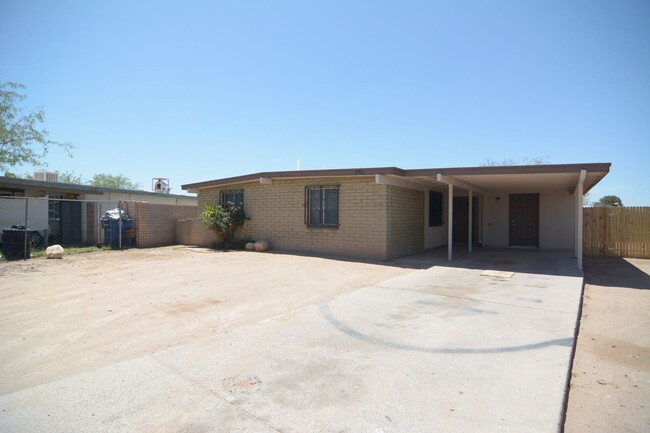 1703 E Warren Pl in Tucson, AZ - Building Photo - Building Photo