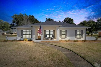 3244 Cobblestone Dr in Pace, FL - Building Photo - Building Photo