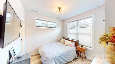 529 W Tremont Ave in Charlotte, NC - Building Photo - Building Photo