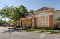 Extended Stay America in Miami, FL - Building Photo - Building Photo