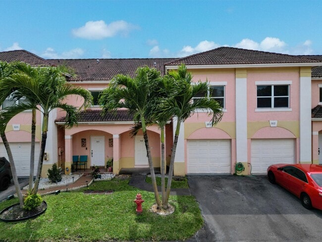 316 Talia Cir in Lake Worth Beach, FL - Building Photo - Building Photo