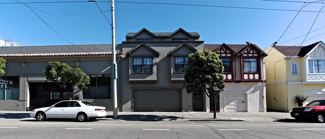 4635 Cabrillo St in San Francisco, CA - Foto de edificio - Building Photo